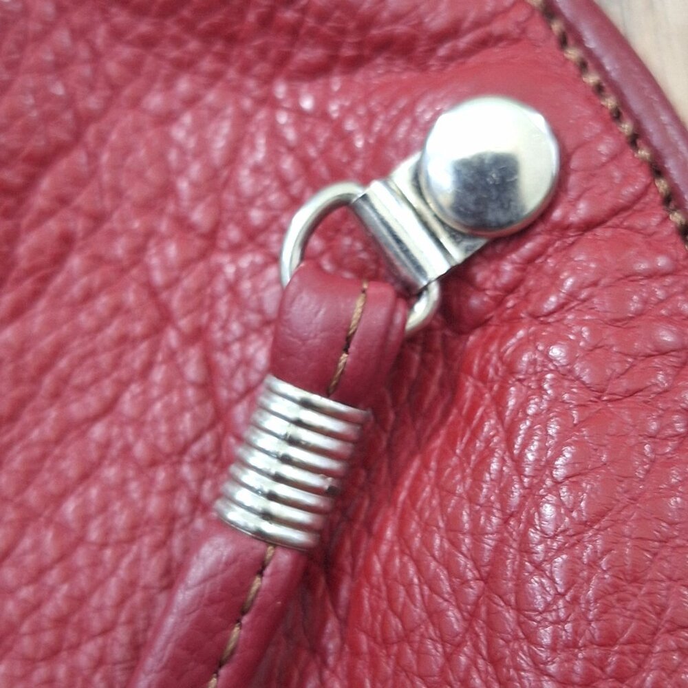 Gio red genuine leather round purse made in Itlay - Picture 3 of 6
